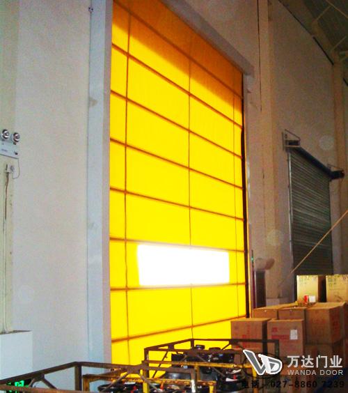 鸠江工厂堆积门